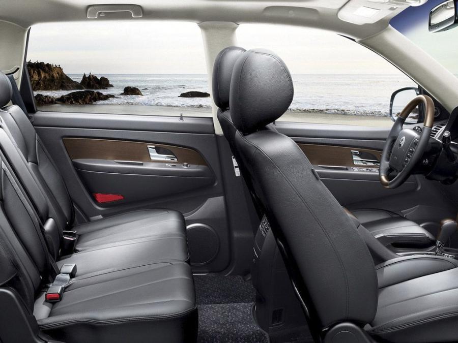  SsangYong Rexton W 2012 года  (фото 12 из 35)